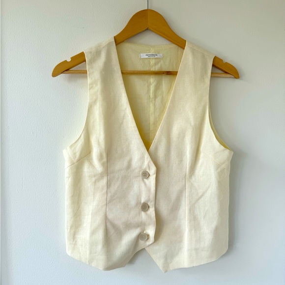 Cute White Linen Vest 2 - Picture 1 of 3